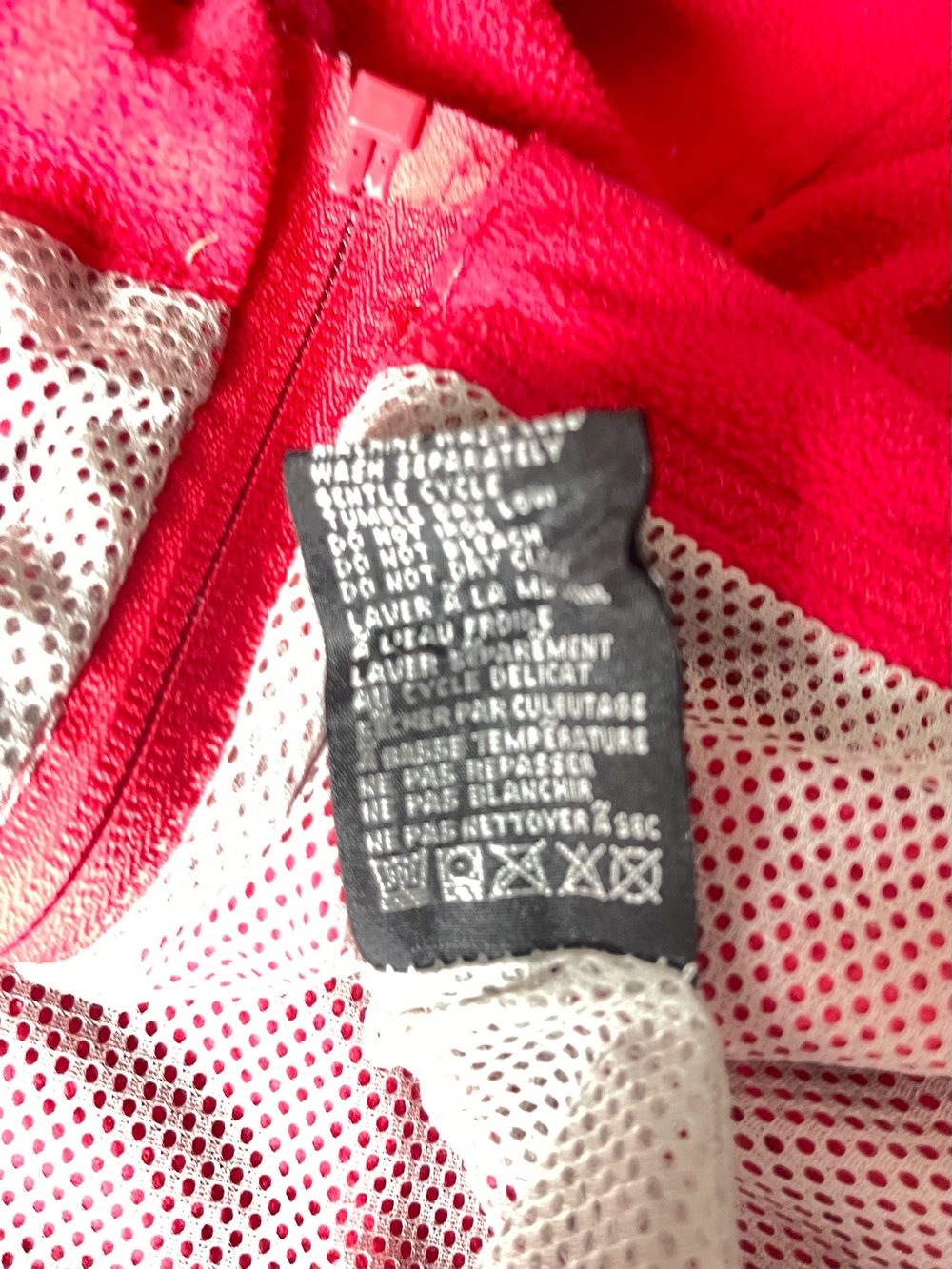 Women’s Raspberry Red Zip-Up Fleece Jacket with Mesh Lining - Picture 4 of 4